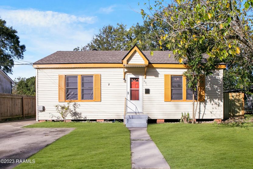 Skip the Mall! These Shockingly Nice Homes Are All Under $100K, Just in Time for Black Friday